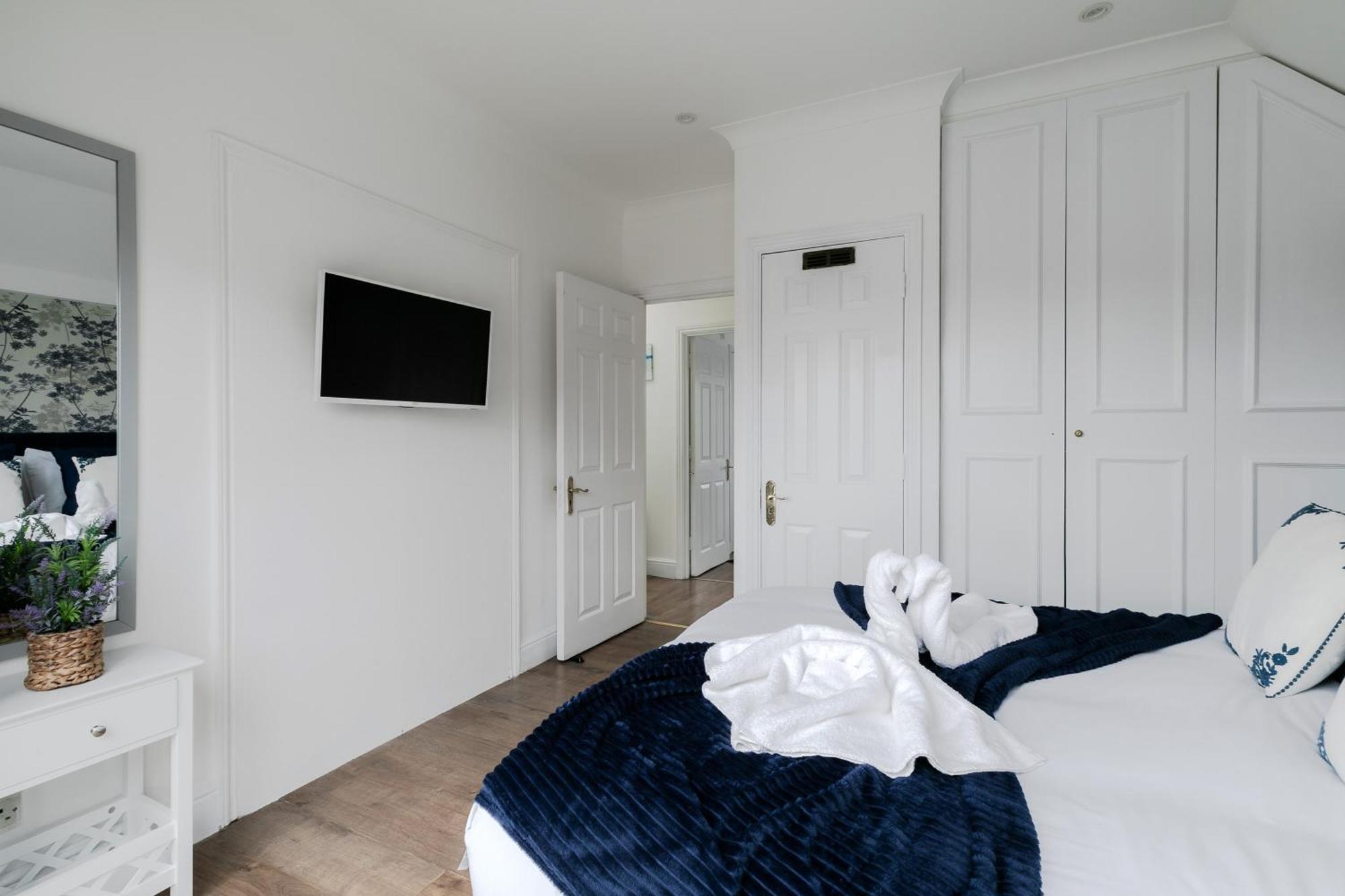 Apartment Lovely & Cosy 2br 2bath 'penthouse' Steps To Hyde P *